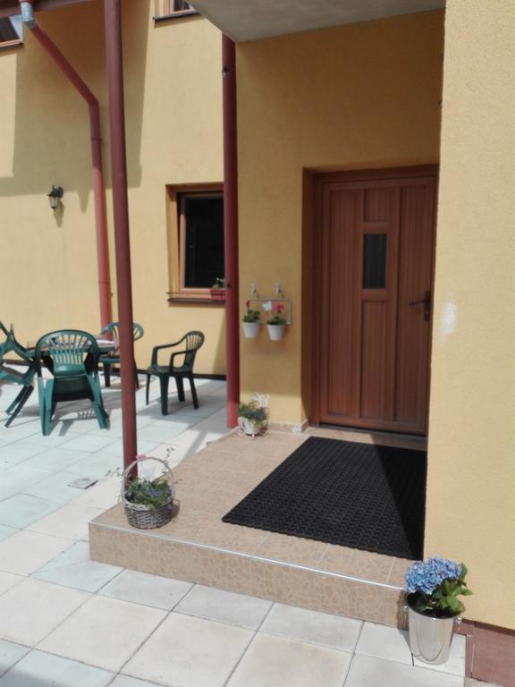 Village House Fonzy Hrabušice Esterno foto